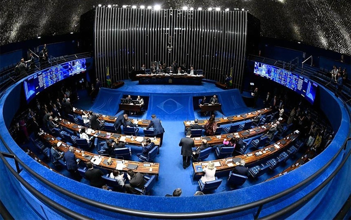 MP da 'minirreforma' chegou ao Senado. Redução de direitos nunca fez sentido, diz Dieese